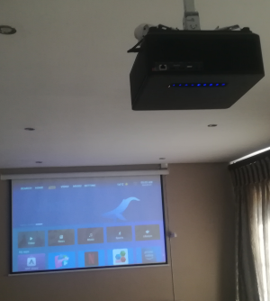 projector and screen mounting